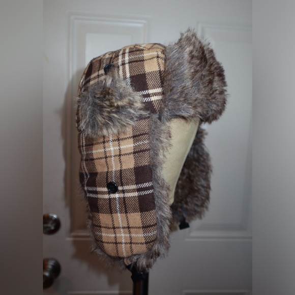 Faux Fur Fargo Snow Hat Plaid Design - Picture 2 of 3